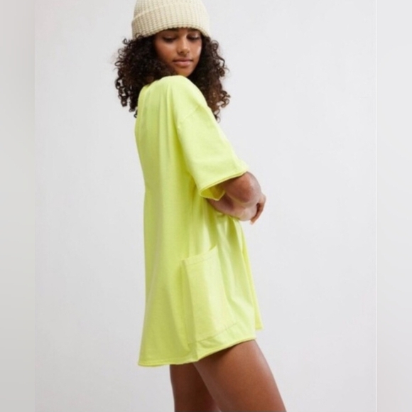NWT Free People Movement Hot Shot T-Shirt Romper Size Large Sour Citrus - Picture 2 of 5